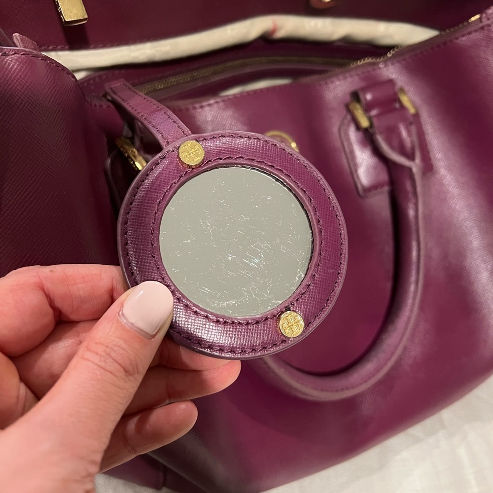 Tory Burch Robinson Double Zip - Picture 11 of 12